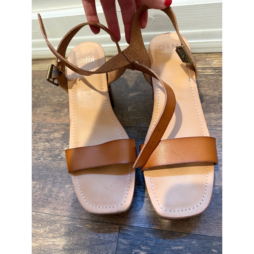 Madden NYC Womens Cognac Brown Platform Block‎ Heel Sandals Size 10 Buckle